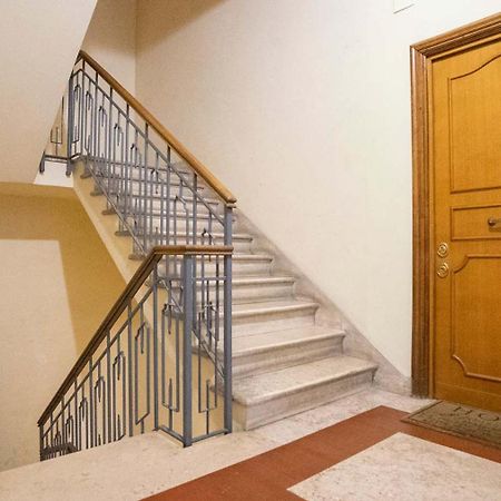 Cozy Nest With Terrace In Trastevere Rome Buitenkant foto