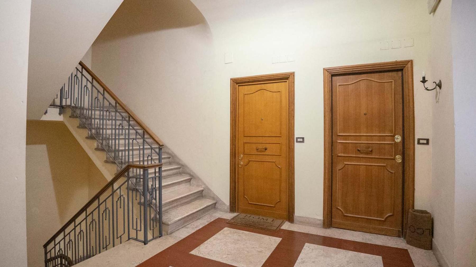 Cozy Nest With Terrace In Trastevere Rome Buitenkant foto